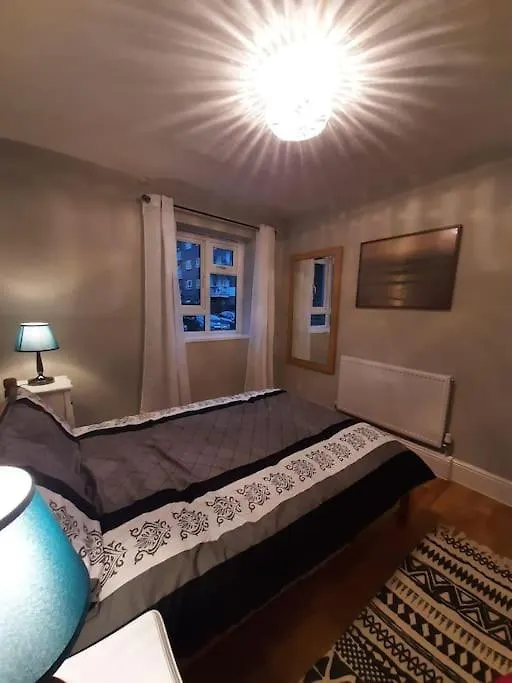 Apartment Greenwich Haven, London